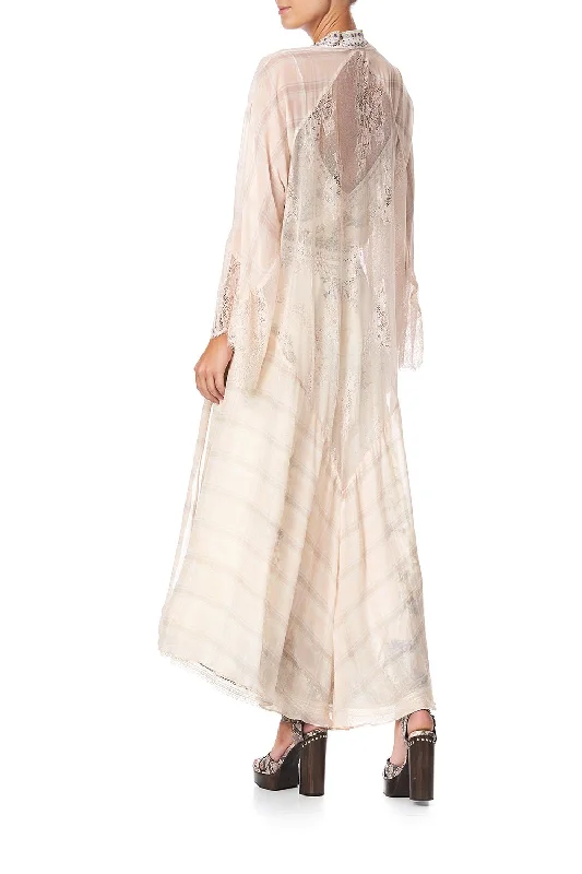 LAYERING ROBE WITH LACE INSERT SOUTHERLY CHANGE Lace Cocktail Dress